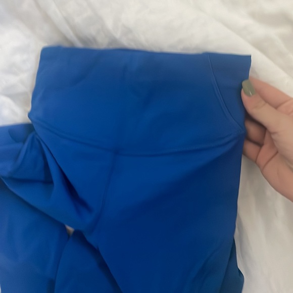 Lululemon base pace legging in blue size 2 never worn - Picture 2 of 4